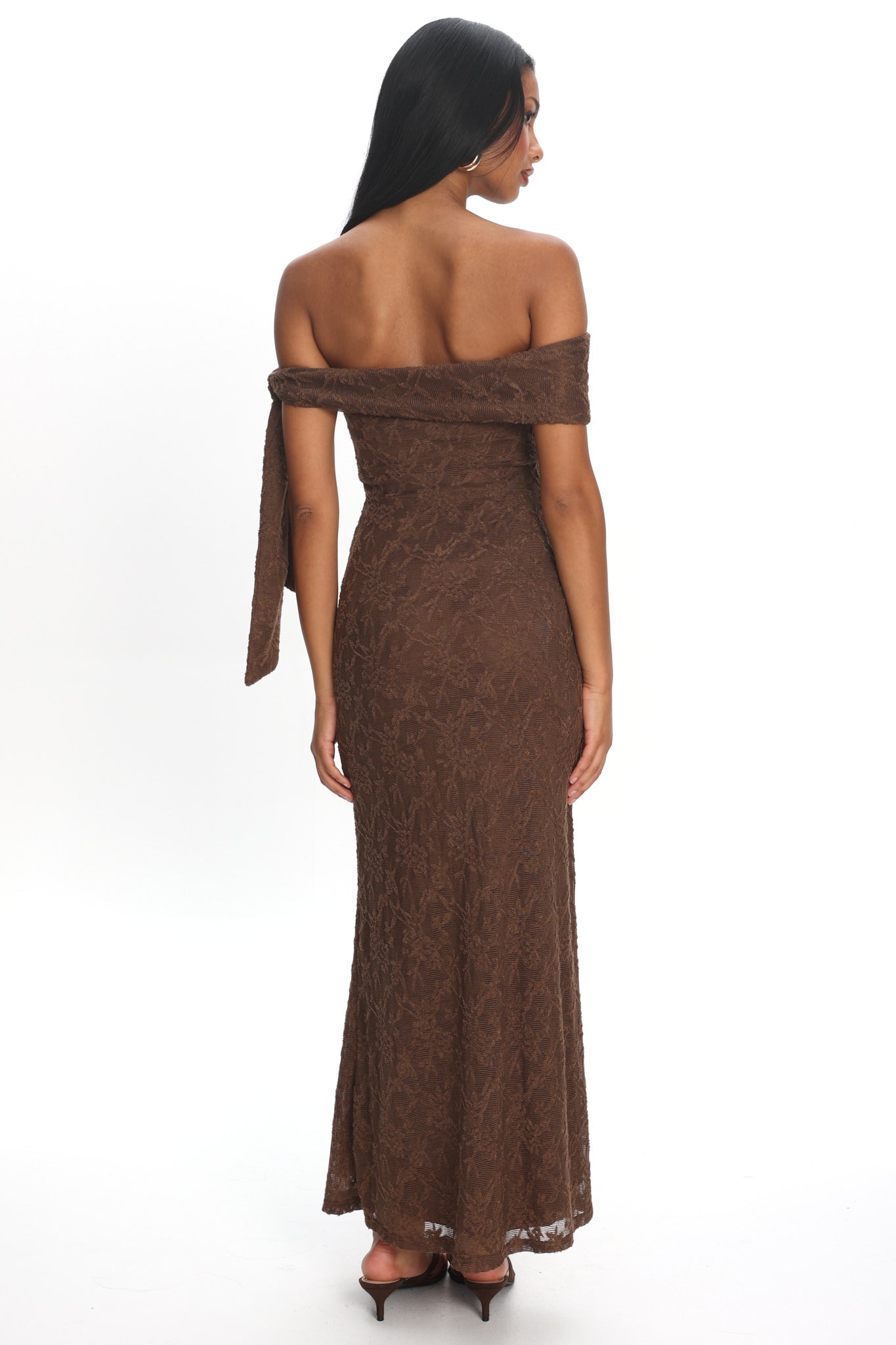 Aurora Sky Off-Shoulder Tie Maxi Dress Lace Chocolate